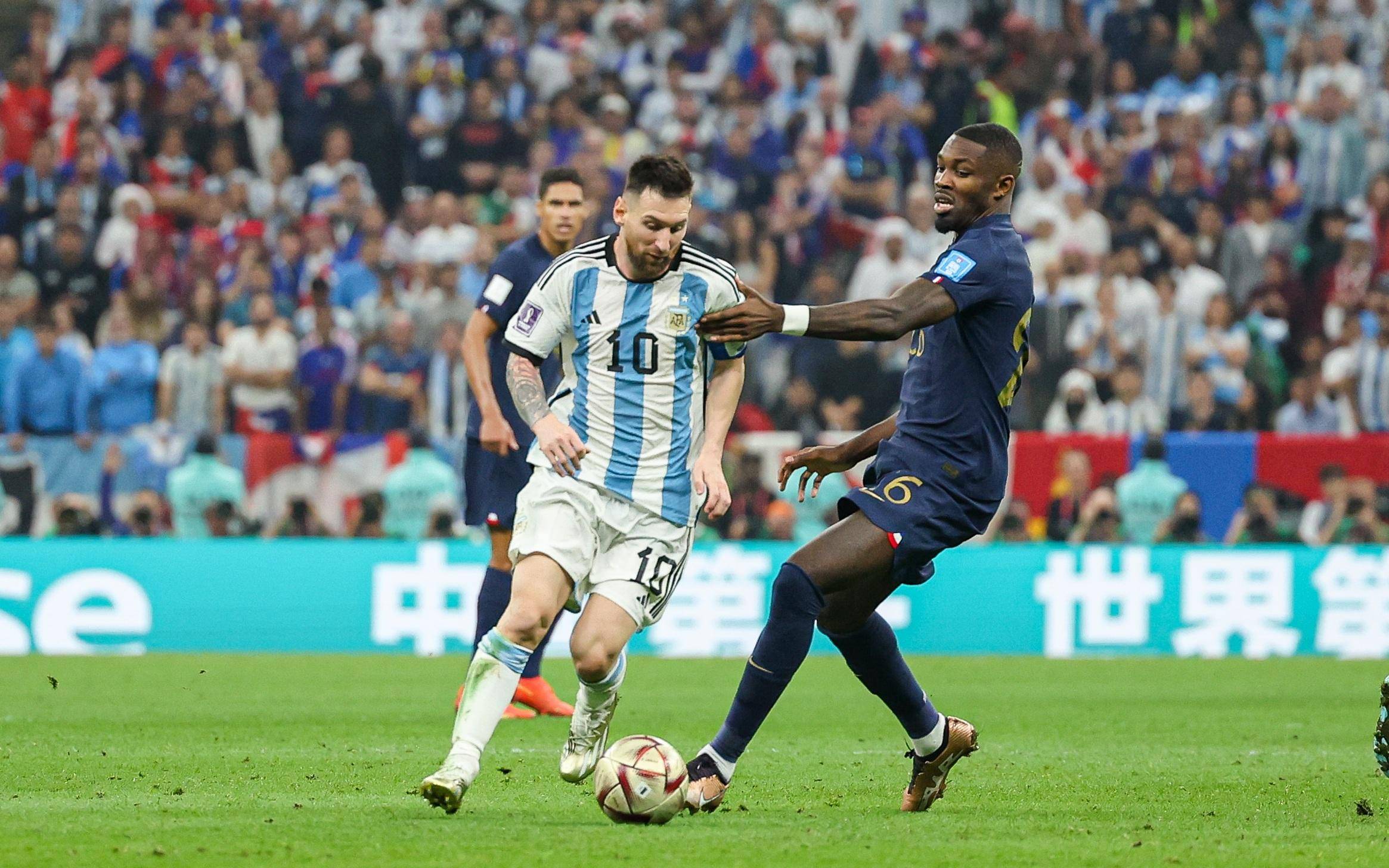 詹姆斯依然 詹姆斯依然