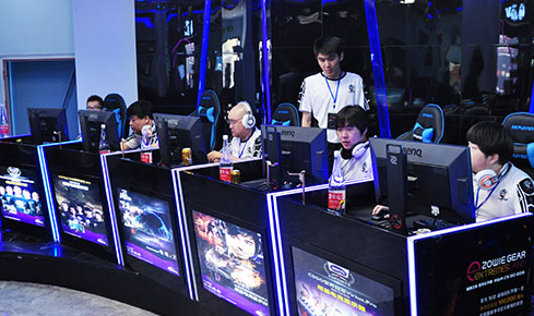 随着告别的 随着告别的