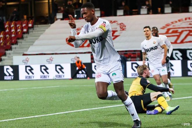 相邻与同花 相邻与同花